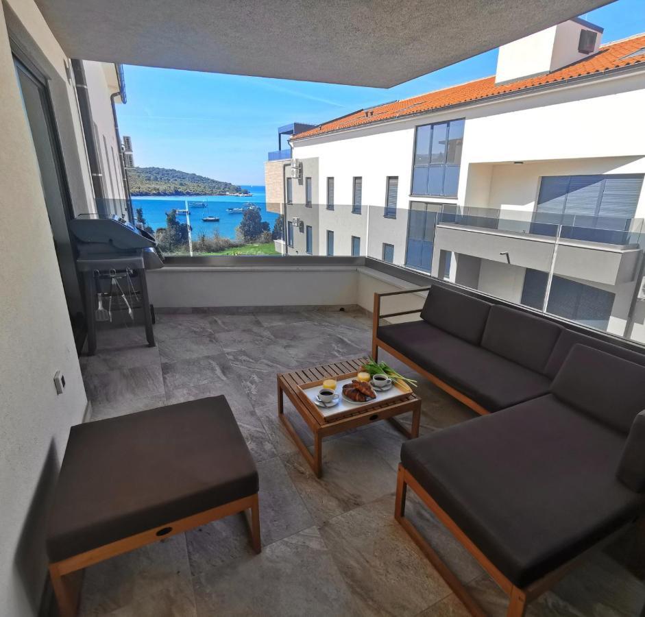 Black Pearl - Luxury Seaside App With Pool & Bbq, Istra Banjole Ngoại thất bức ảnh