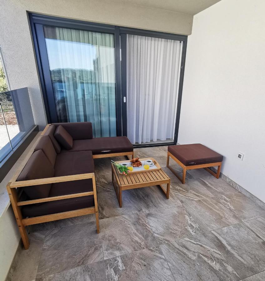 Black Pearl - Luxury Seaside App With Pool & Bbq, Istra Banjole Ngoại thất bức ảnh