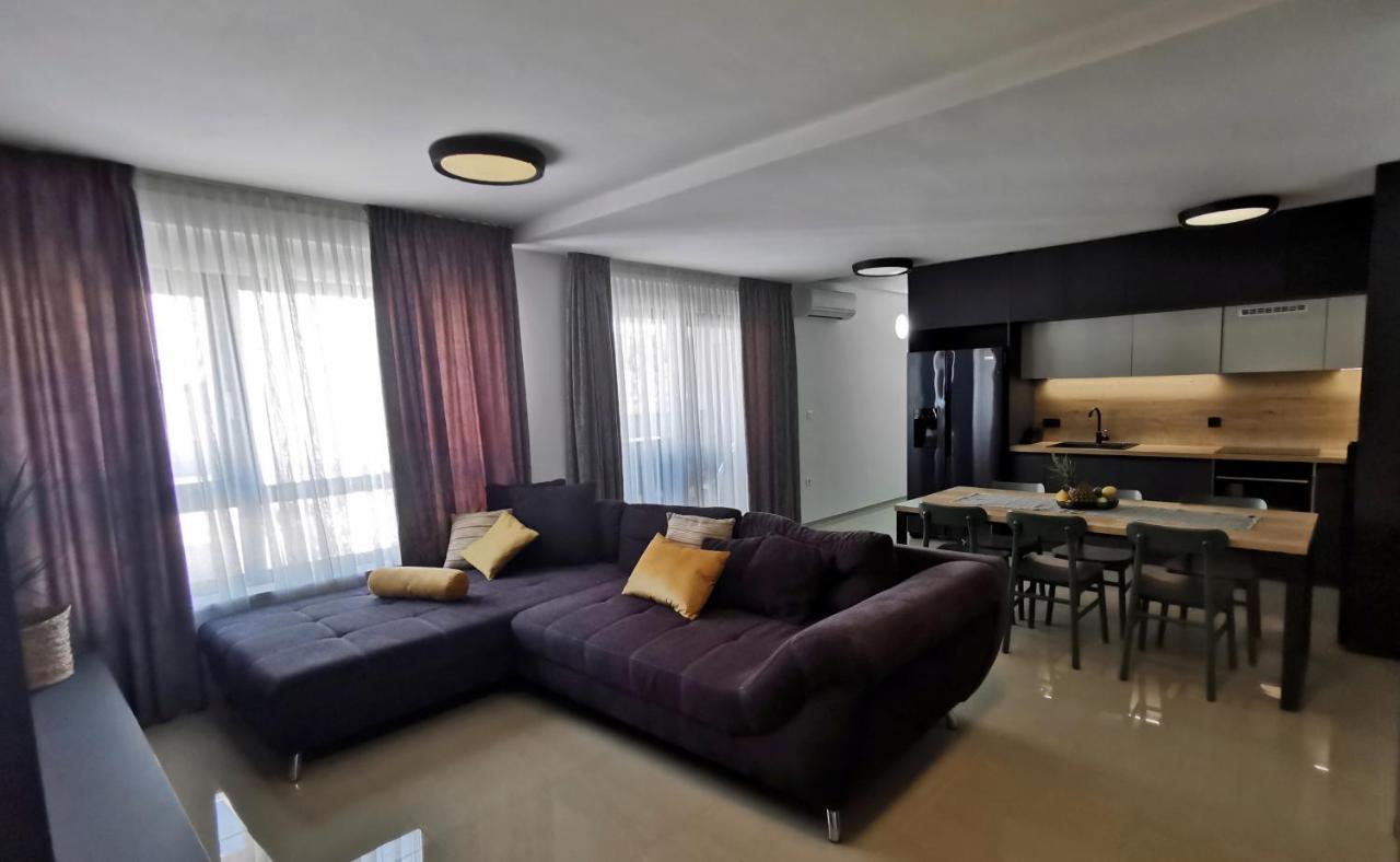 Black Pearl - Luxury Seaside App With Pool & Bbq, Istra Banjole Ngoại thất bức ảnh