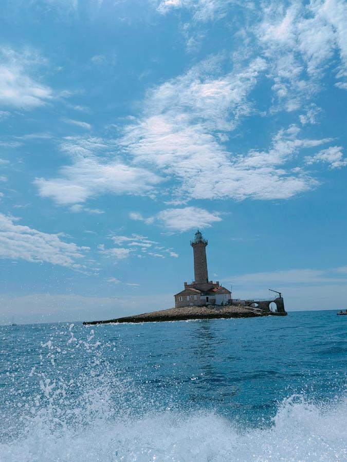Black Pearl - Luxury Seaside App With Pool & Bbq, Istra Banjole Ngoại thất bức ảnh