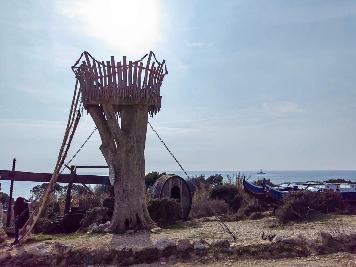 Black Pearl - Luxury Seaside App With Pool & Bbq, Istra Banjole Ngoại thất bức ảnh